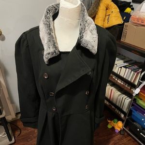 Women’s SHEIN coat with gray fur collar